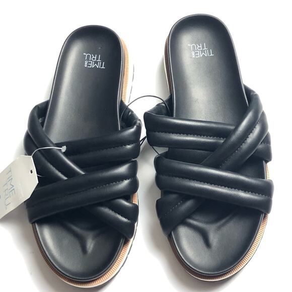 Time and Tru Women's Cross Strap Black Sandals Sz 6 - Picture 1 of 11